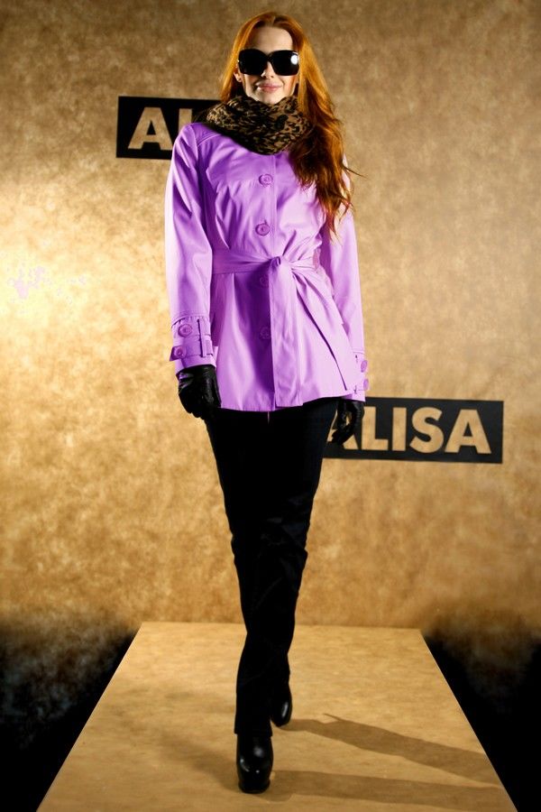 Сиреневый короткий плащ SLAVA от AlisaFashion